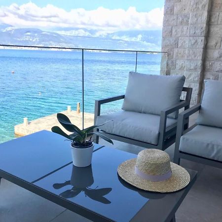 Lux Apartments Krasići Eksteriør bilde