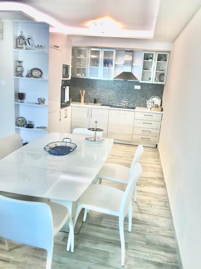 Lux Apartments Krasići Eksteriør bilde