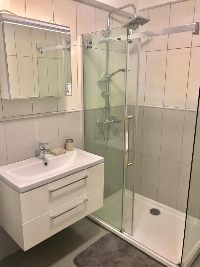 Lux Apartments Krasići Eksteriør bilde